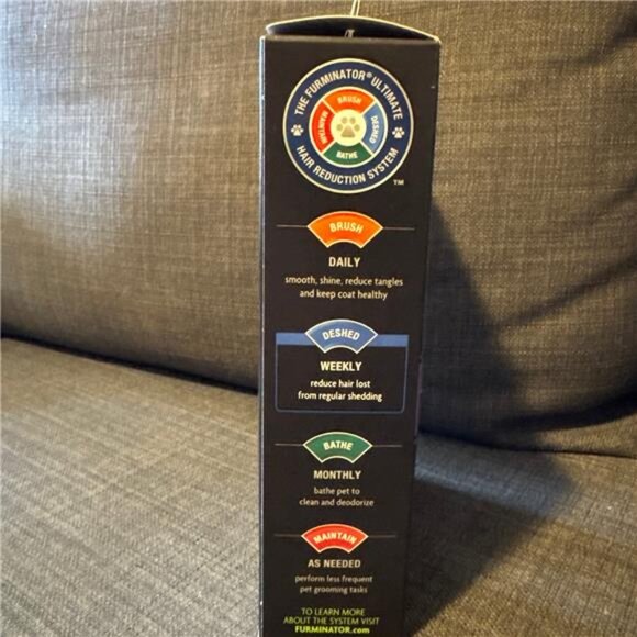 FURminator Short Hair Cat Deshedding Tool - Picture 7 of 10